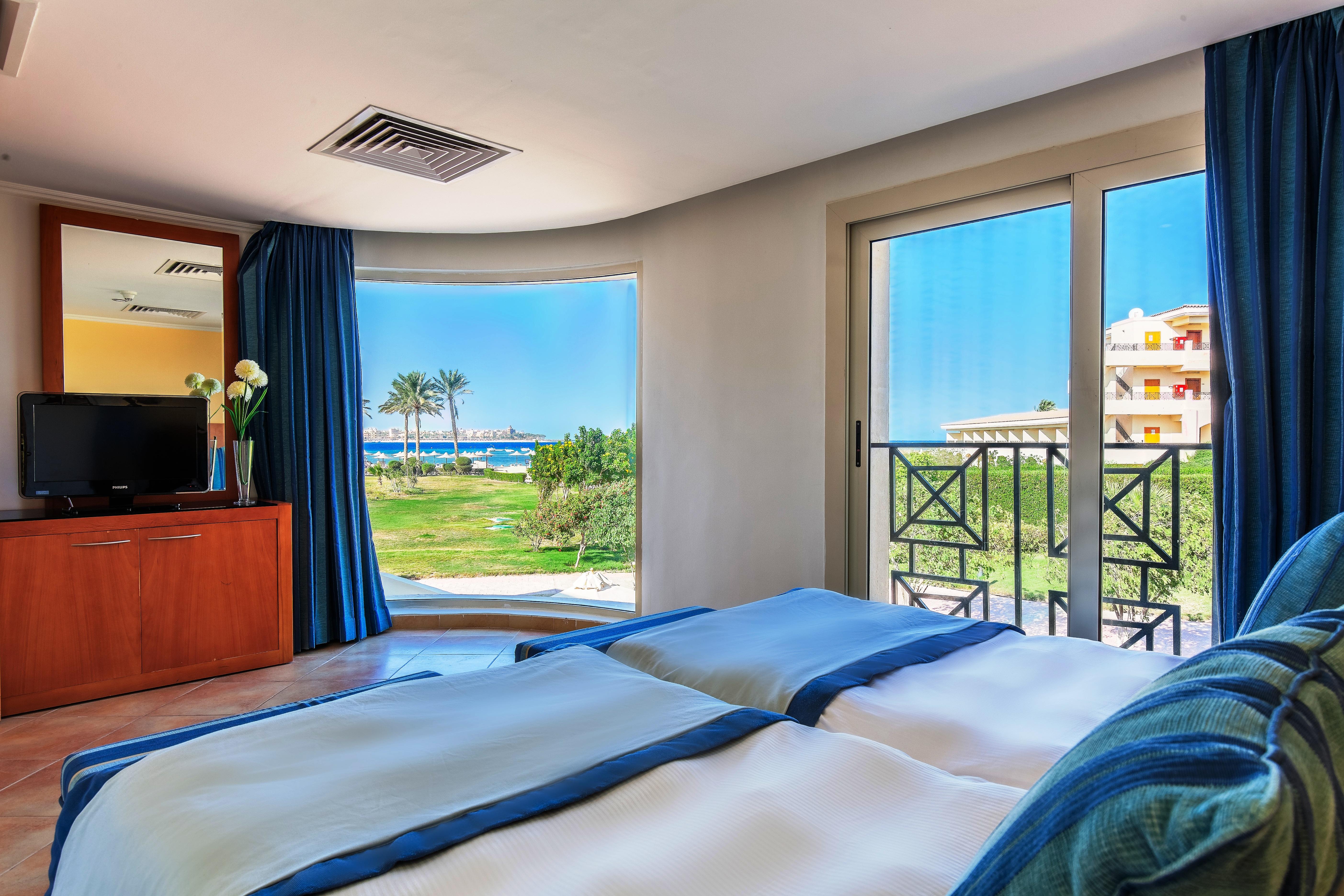 Cleopatra Luxury Beach Resort Makadi Bay - Adults Only Hurghada Exterior photo